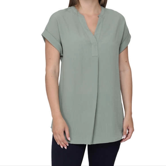 3/$30. Rachel Roy v neck blouse - Picture 1 of 5